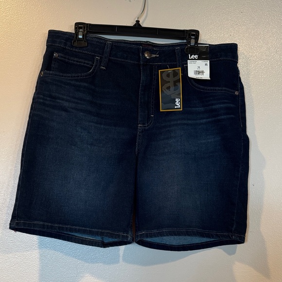Lee Pants - Lee’s Women’s Bermuda Denim Shorts Size 16
